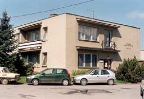 Pohled na budovu p�ed rekonstrukc�